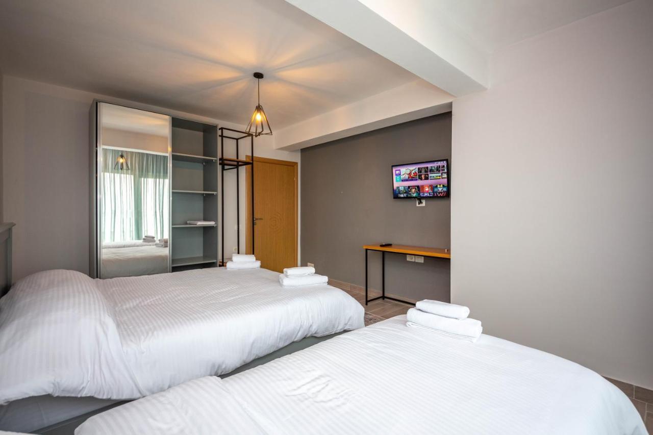Aerial Hotel & Spa Vlorë Buitenkant foto