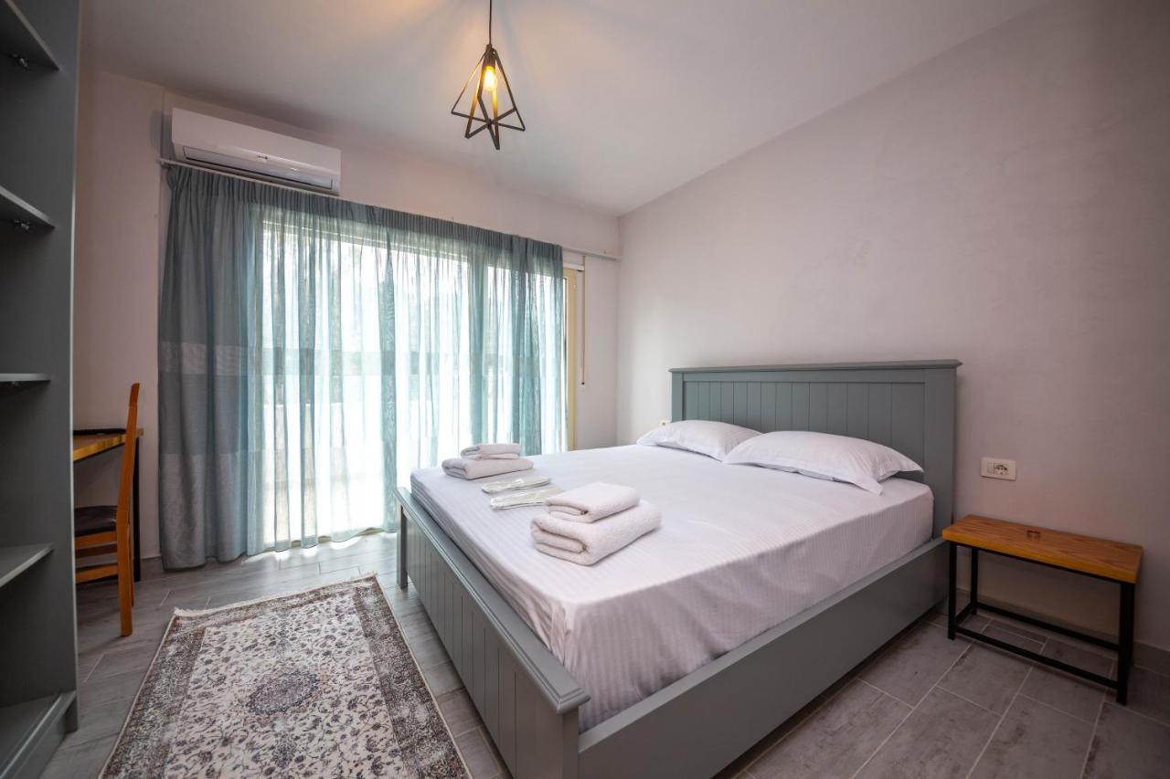 Aerial Hotel & Spa Vlorë Buitenkant foto