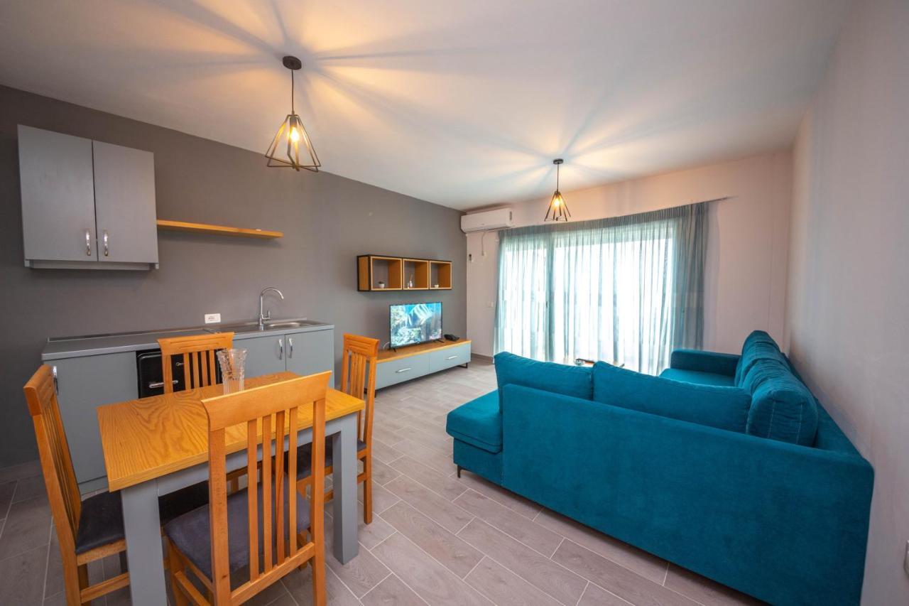 Aerial Hotel & Spa Vlorë Buitenkant foto