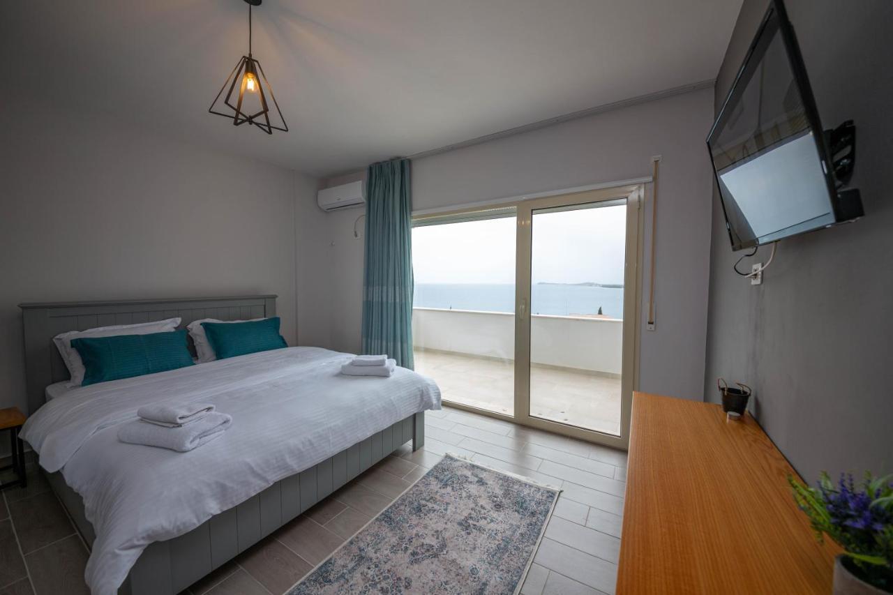 Aerial Hotel & Spa Vlorë Buitenkant foto