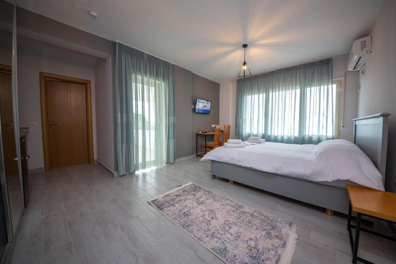 Aerial Hotel & Spa Vlorë Buitenkant foto