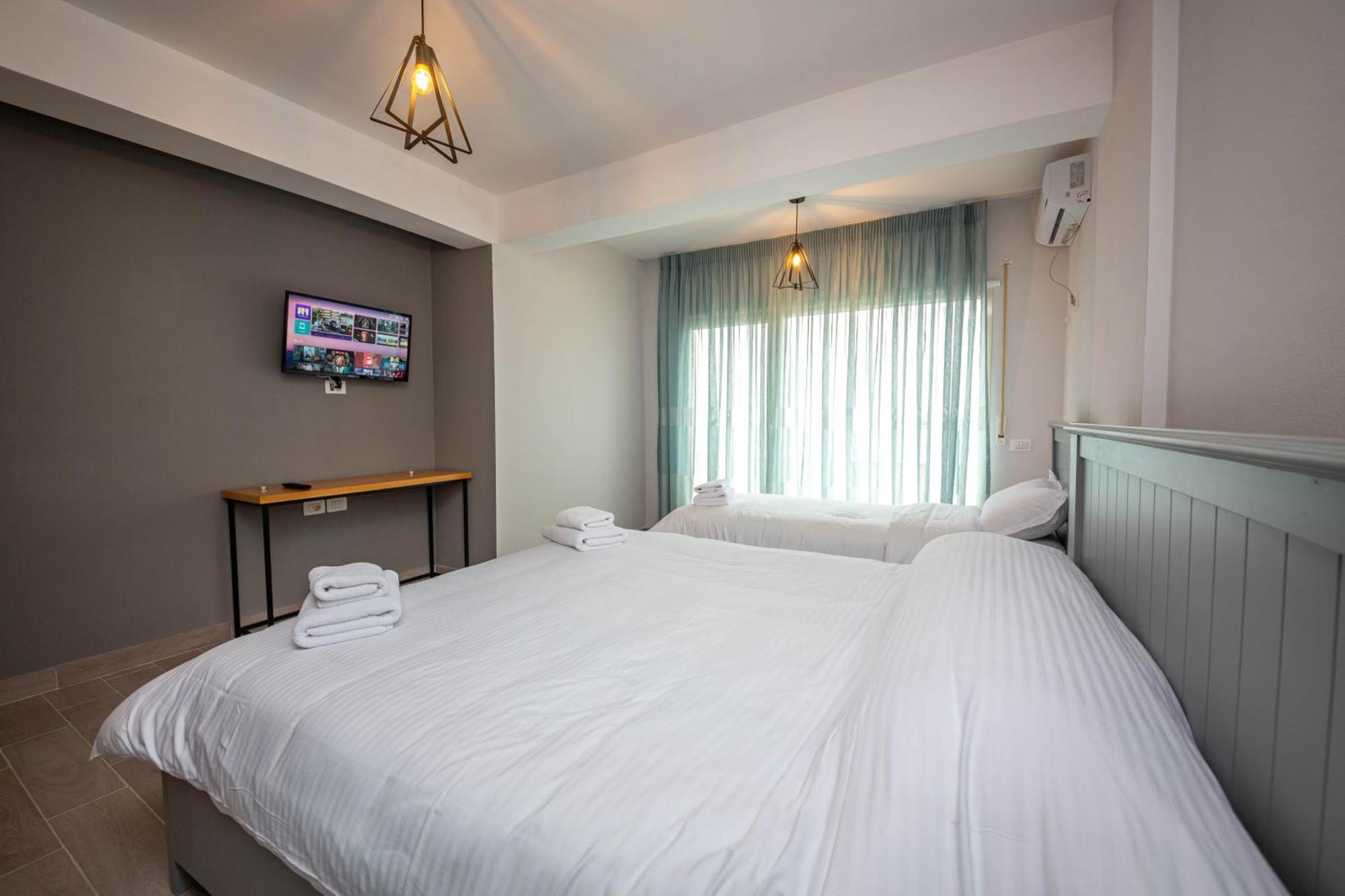 Aerial Hotel & Spa Vlorë Buitenkant foto