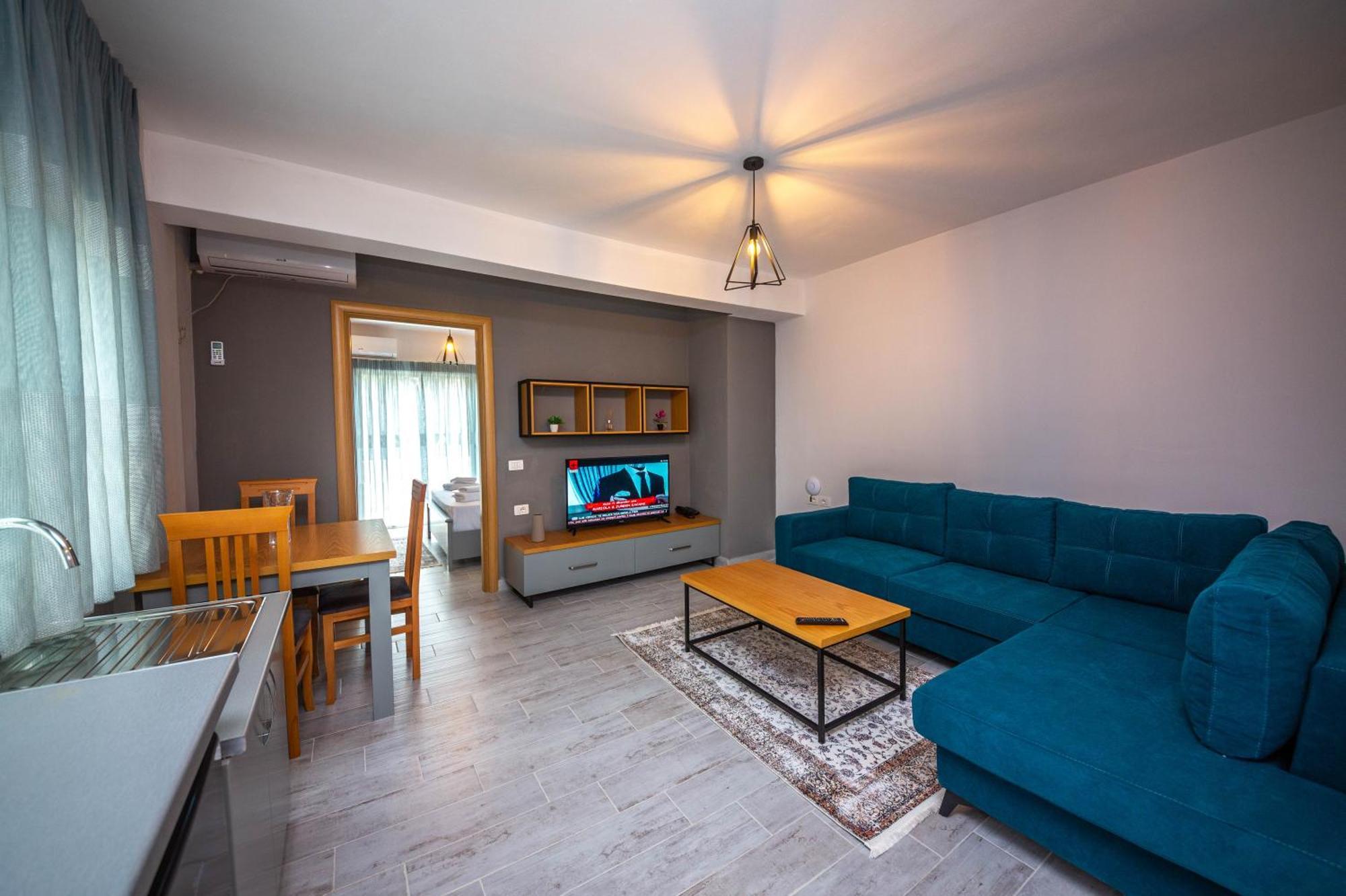 Aerial Hotel & Spa Vlorë Buitenkant foto